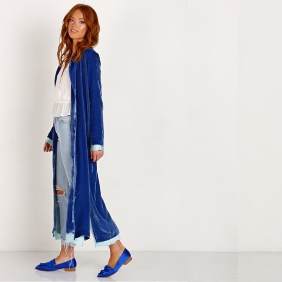 💙NWT For Love and Lemons Nadine Velvet Coat in Cobalt Blue - Picture 2 of 8